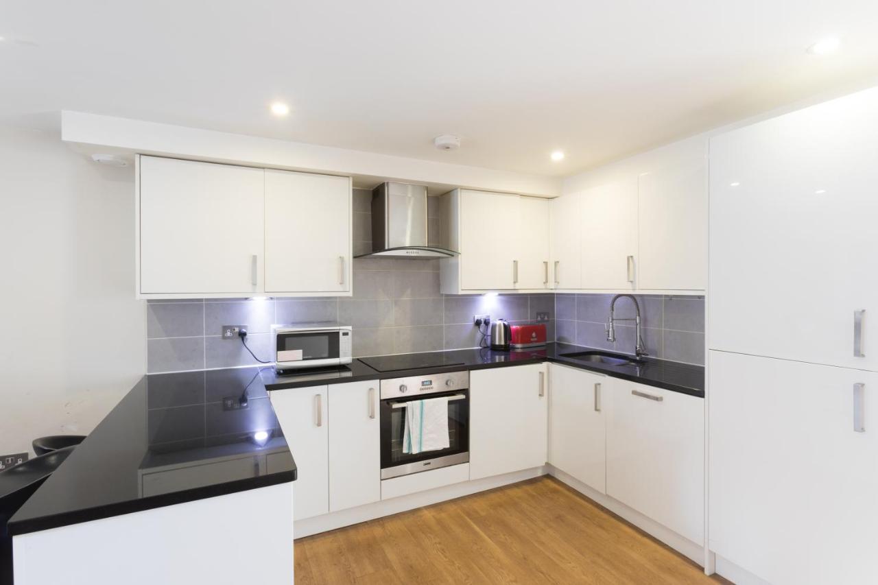 Modern 2 Bed 2 Bath Apartment With Outdoor Space Hyde Park ลอนดอน ภายนอก รูปภาพ