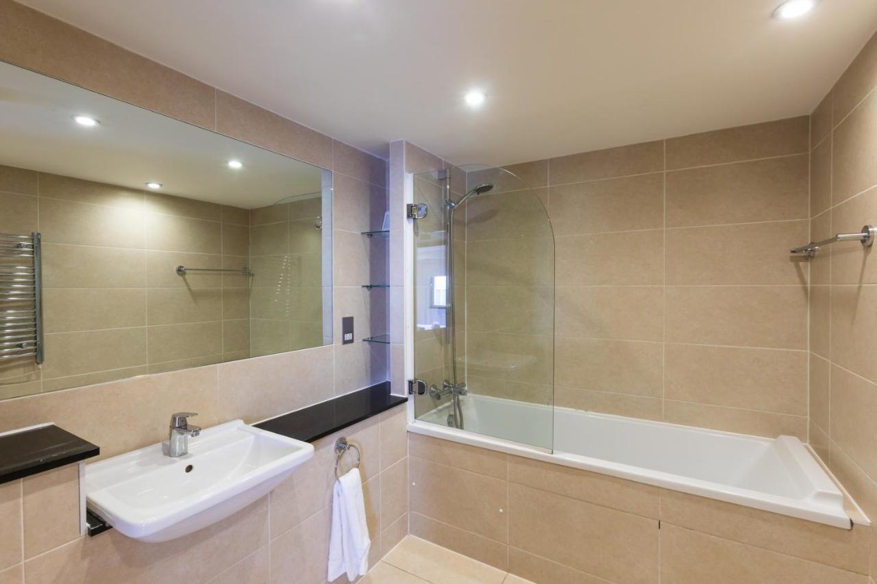 Modern 2 Bed 2 Bath Apartment With Outdoor Space Hyde Park ลอนดอน ภายนอก รูปภาพ